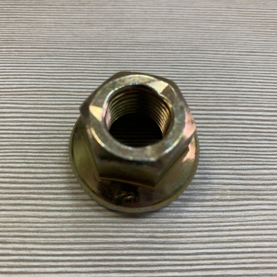 Гайка шкива шпинделя трактора Craftsman Гайка шкива шпинделя трактора Craftsman